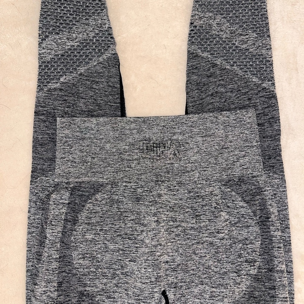 PINK Victoria's Secret Gray Leggings